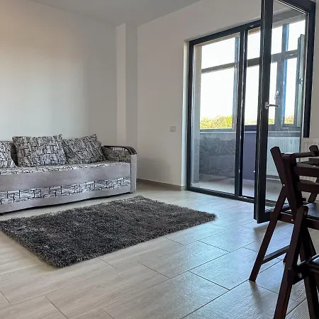 Apartment Aqua 4 - Bychoice *